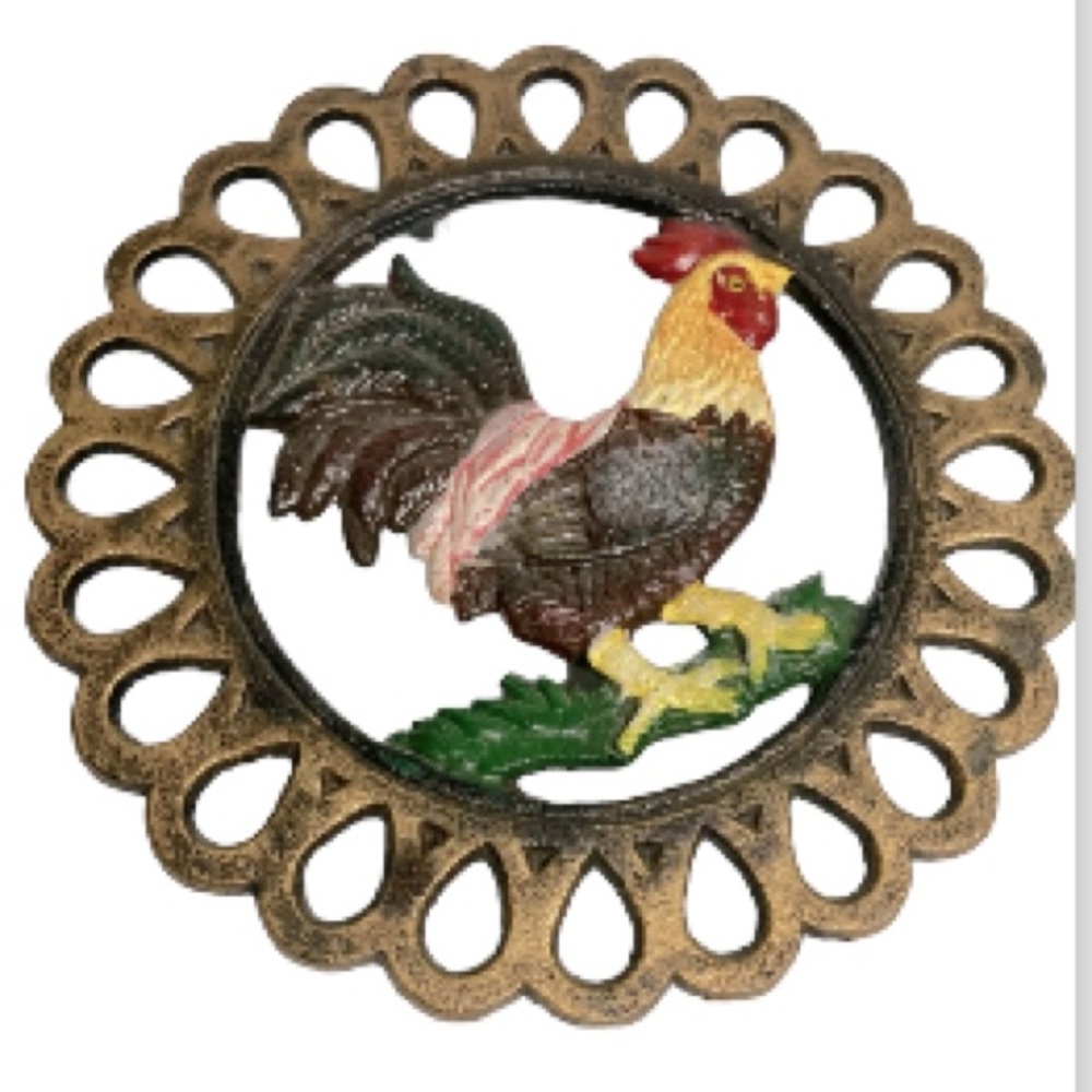 ROOSTER Cast Iron Trivet Hand Painted Yellow Pink Brown Vintage 6.5 inch Round